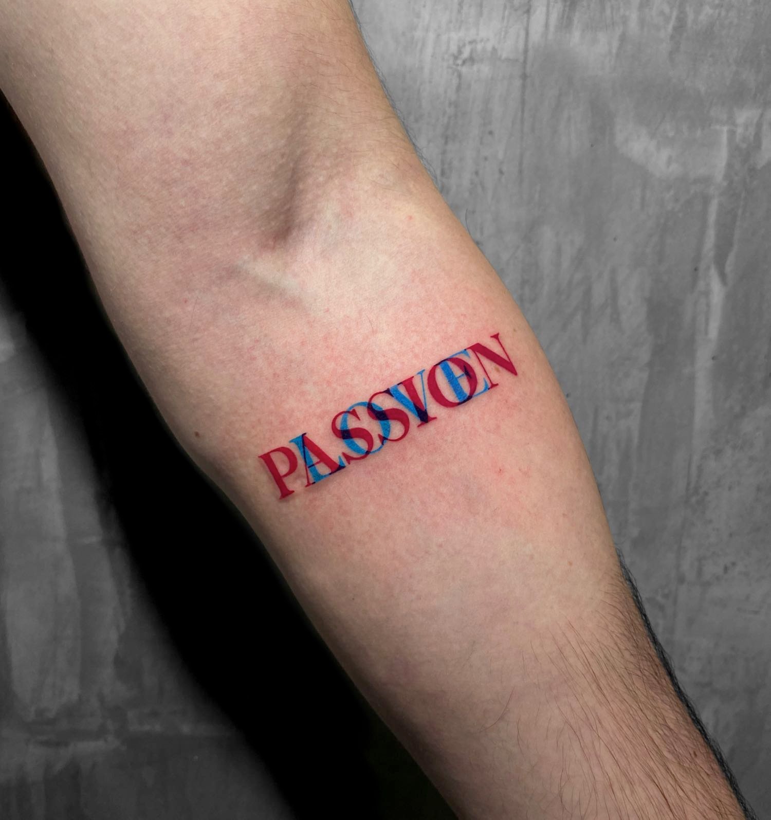 Tatuaje Texto Passion Love